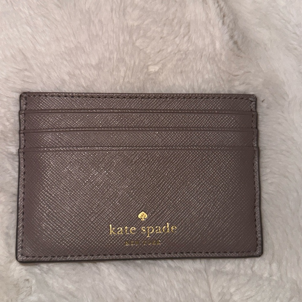 CLOSING 5/10/26 Kate spade card holder